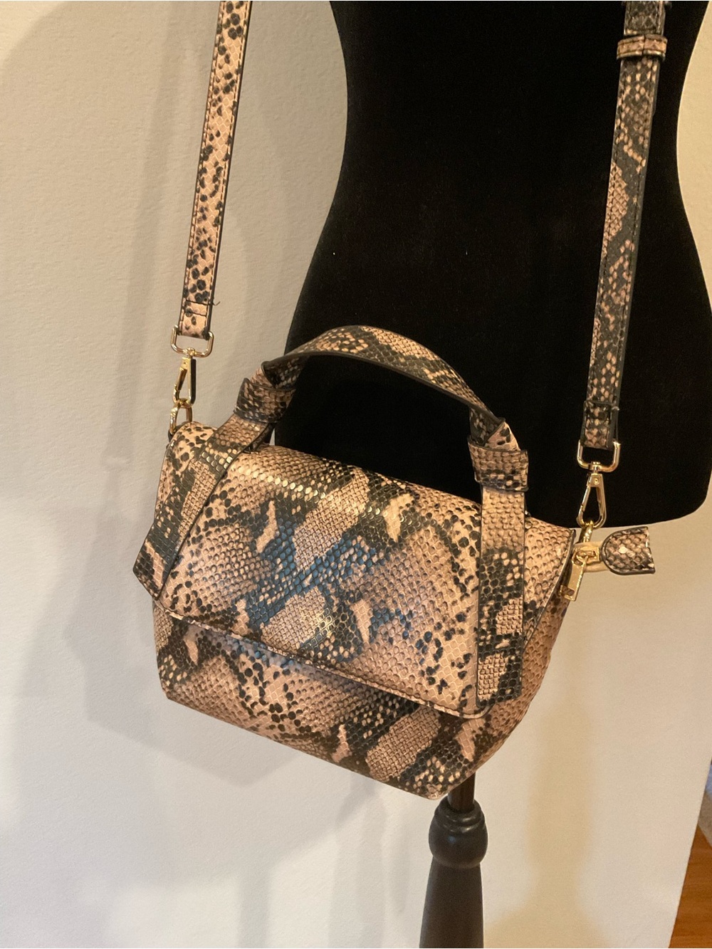 Kelly & Katie Snake-Print Crossbody Bag in Taupe and Black